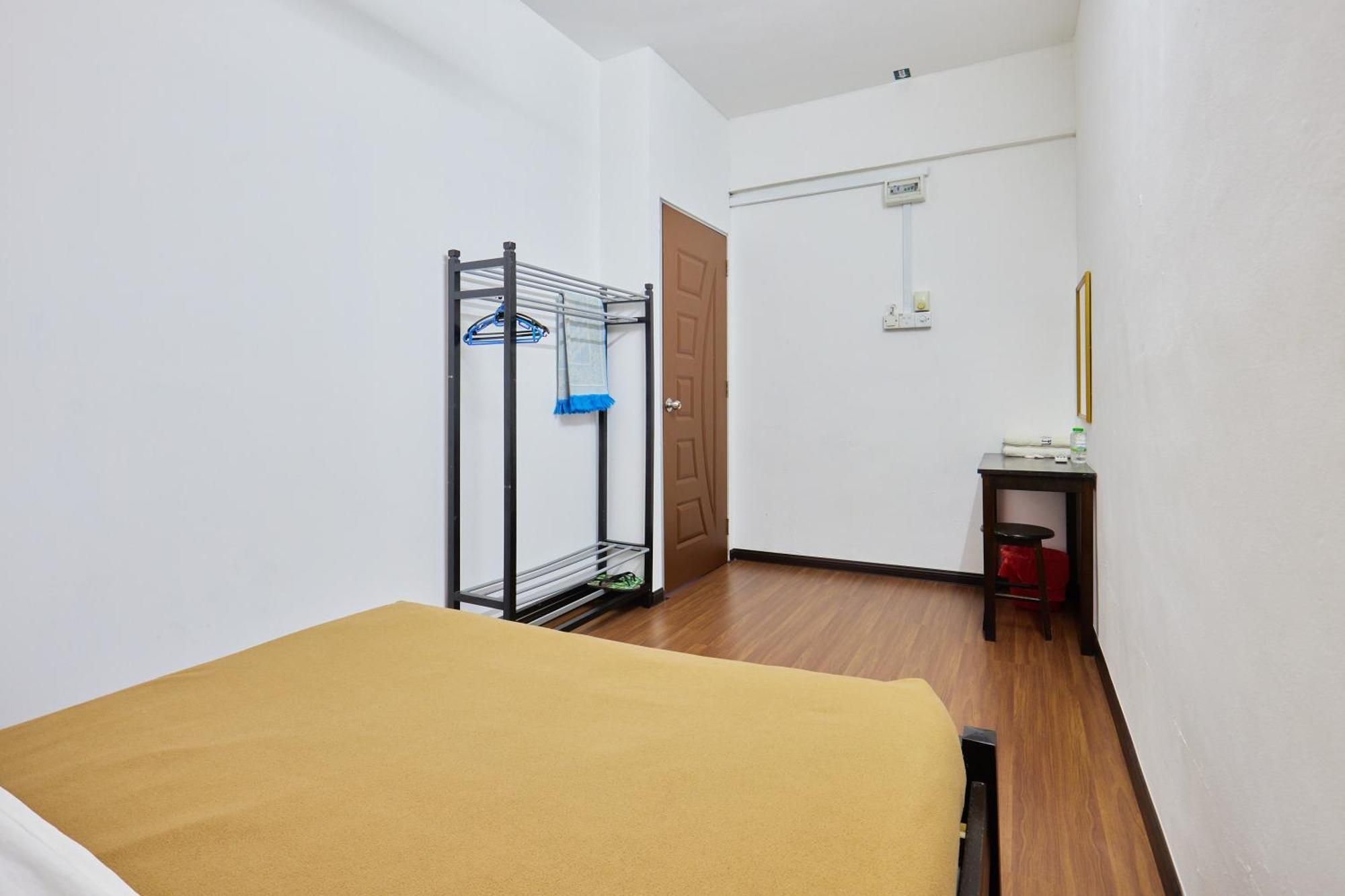 Uncle Guesthouse Куала-Тренгану Екстер'єр фото